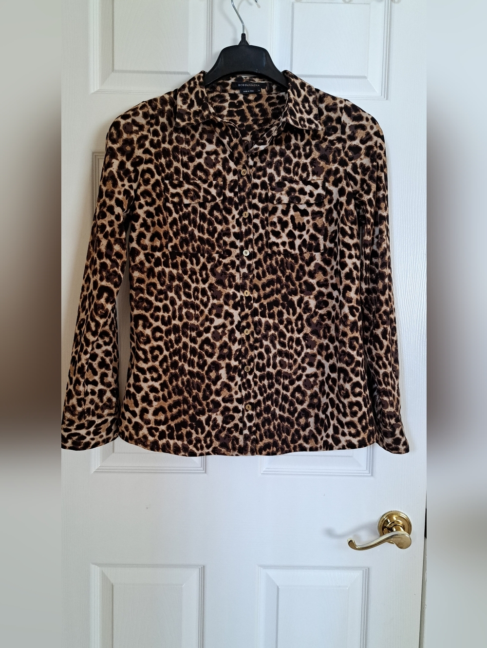 BCBGMAXAZRIA Long-Sleeved Button-Down Leopard Print Blouse